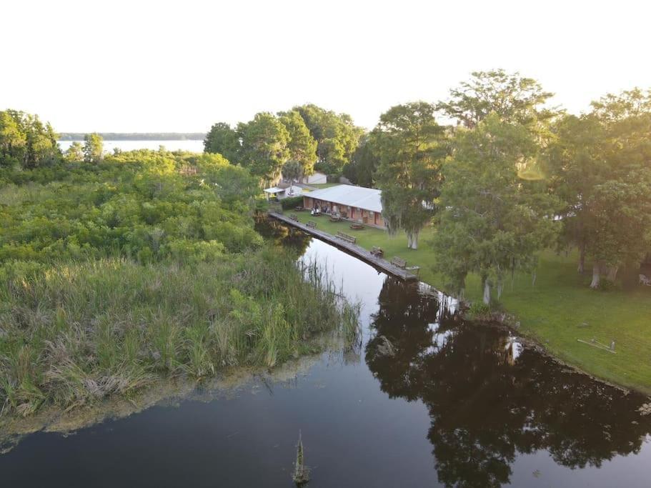 Professor Rousseau'S Manatee Bay Crystal River Exterior foto